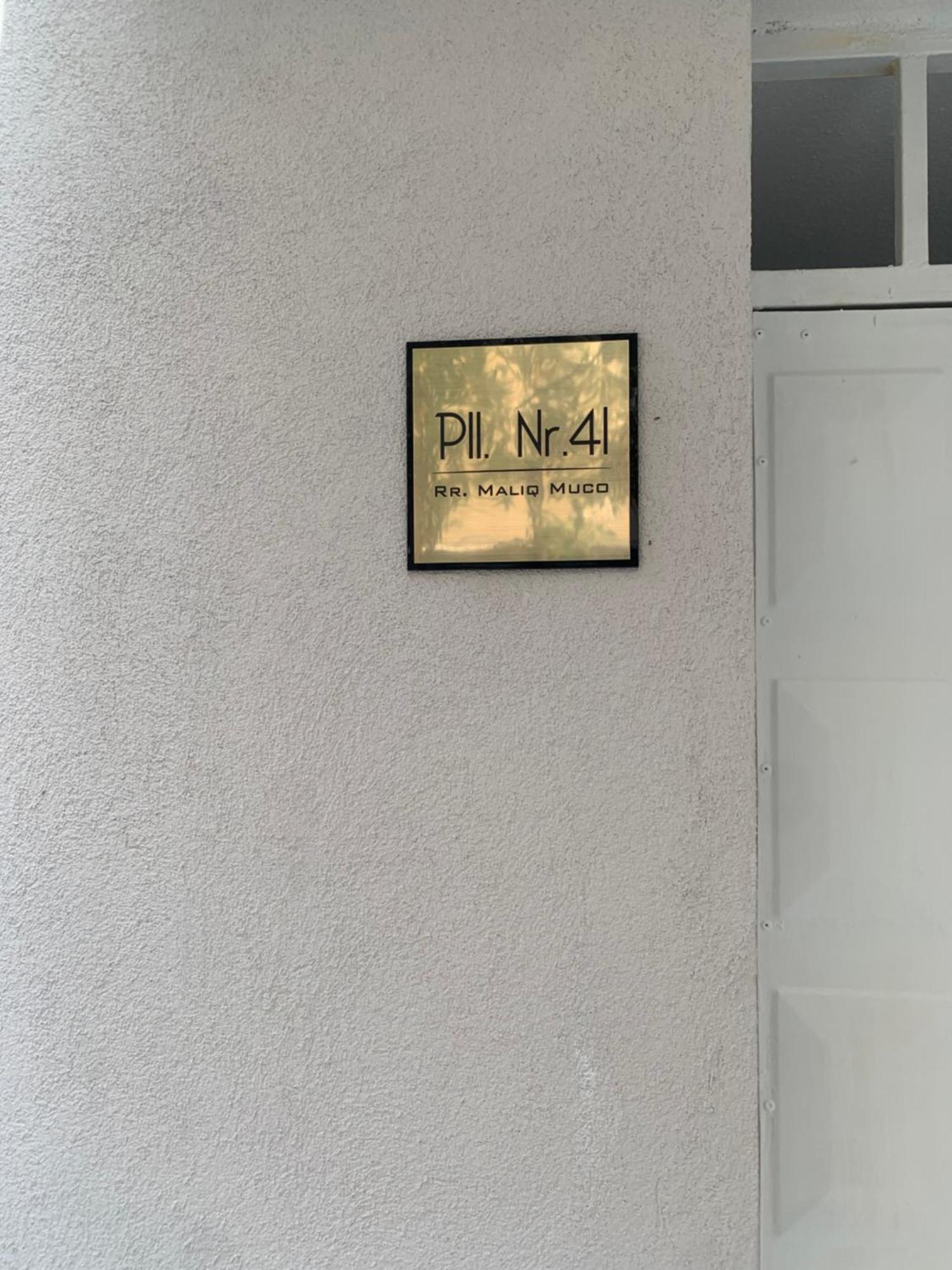Nazari Apartment 2 티라나 외부 사진